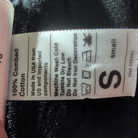 Rockstar Men's Black T-Shirt with Red Graphic Size Small - Picture 5 of 8